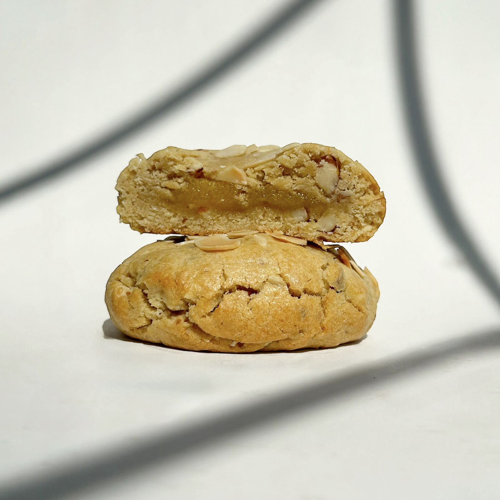 Almond Cookie Chunky Cookies