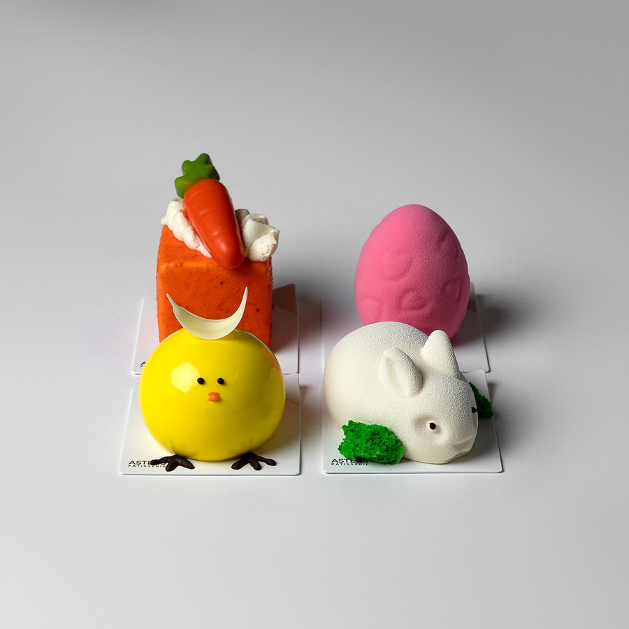 Set of 4 Easter Desserts Easter Bread & Macarons