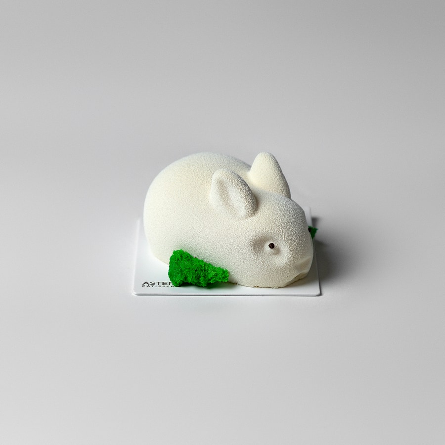 Bunny Easter Bread & Macarons