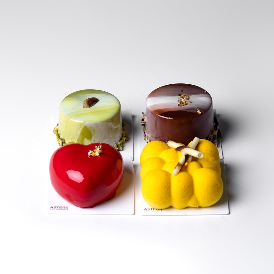 Set of 4 Individual Desserts Individual Mini Cakes