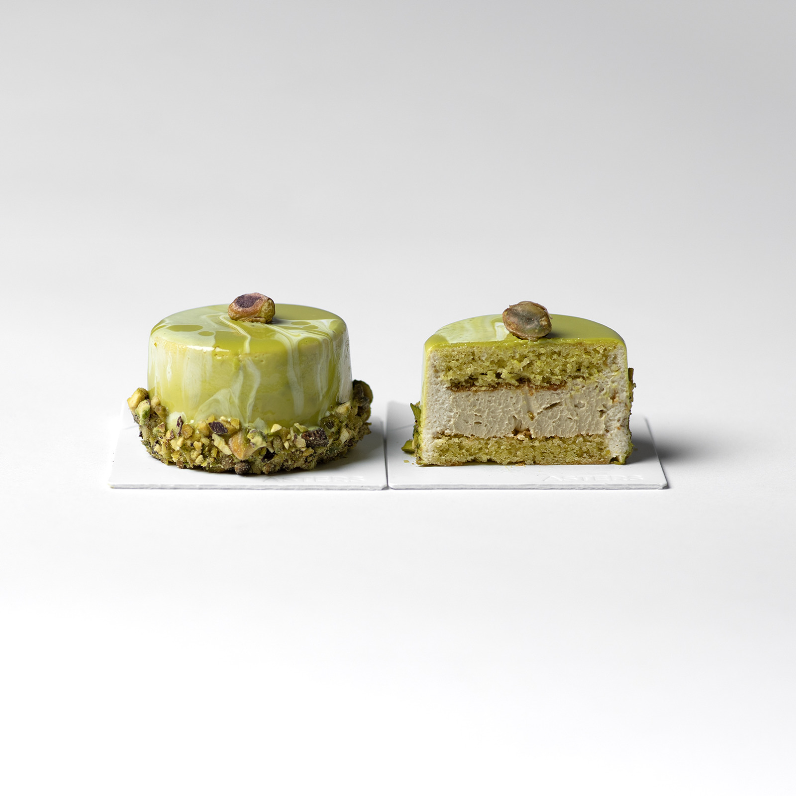 The Pistachio Dessert Individual Mini Cakes