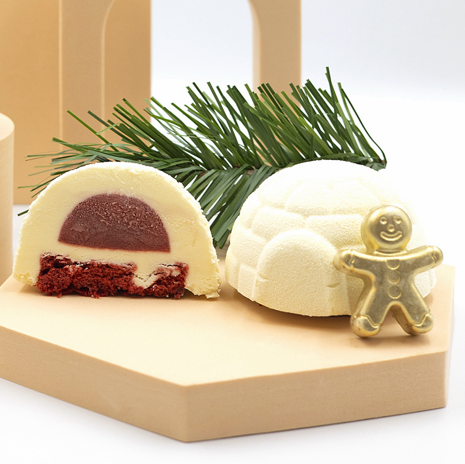 Red Velvet Igloo Christmas Cakes & Macarons