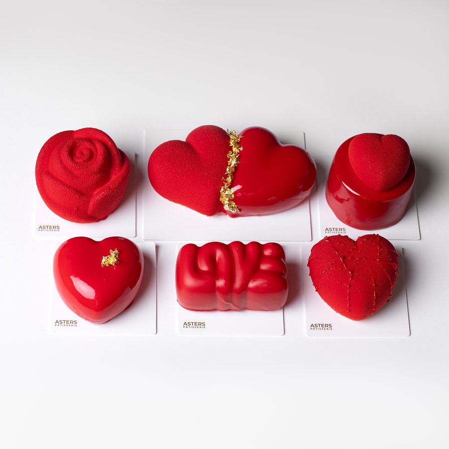 Set of 6 Individual Desserts Pillow Valentine's Day Cakes