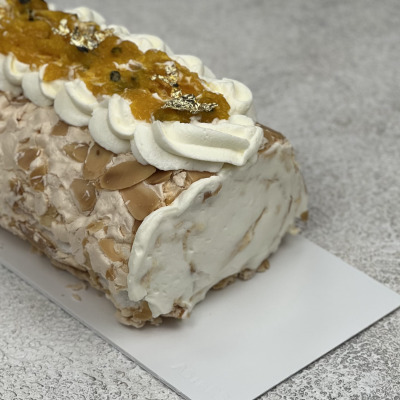 Meringue Roll Mango Passion Small