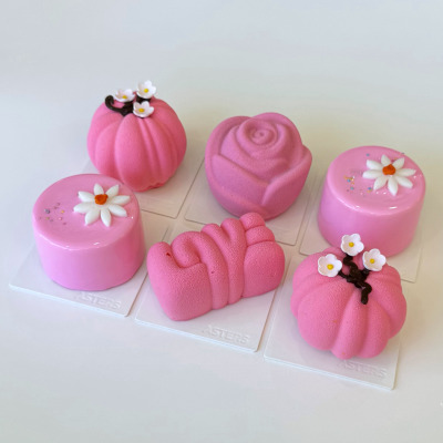 Perfect set of 6 individual desserts for Mother's Day.